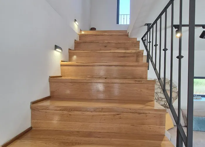 Cozy With Seaview And Parking Ideal For Small Family Brzac