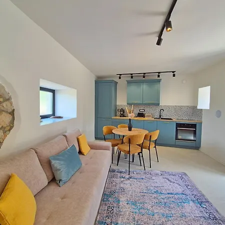 Σπίτι διακοπών Cozy With Seaview And Parking Ideal For Small Family Brzac