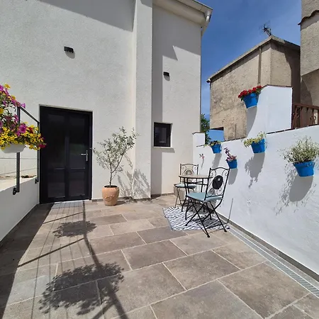 Σπίτι διακοπών Cozy With Seaview And Parking Ideal For Small Family *