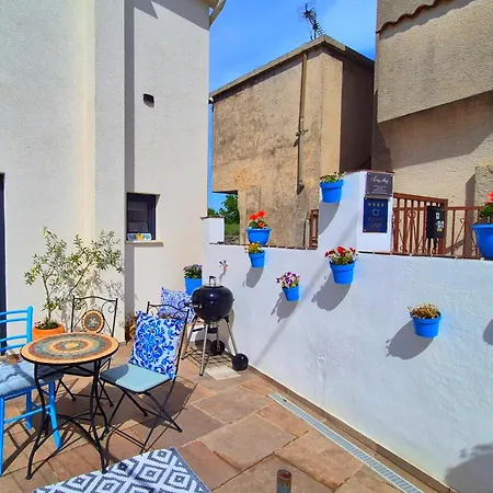 Σπίτι διακοπών Cozy With Seaview And Parking Ideal For Small Family *